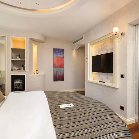 Limak Eurasia Luxury Hotel Istanbul Exterior photo